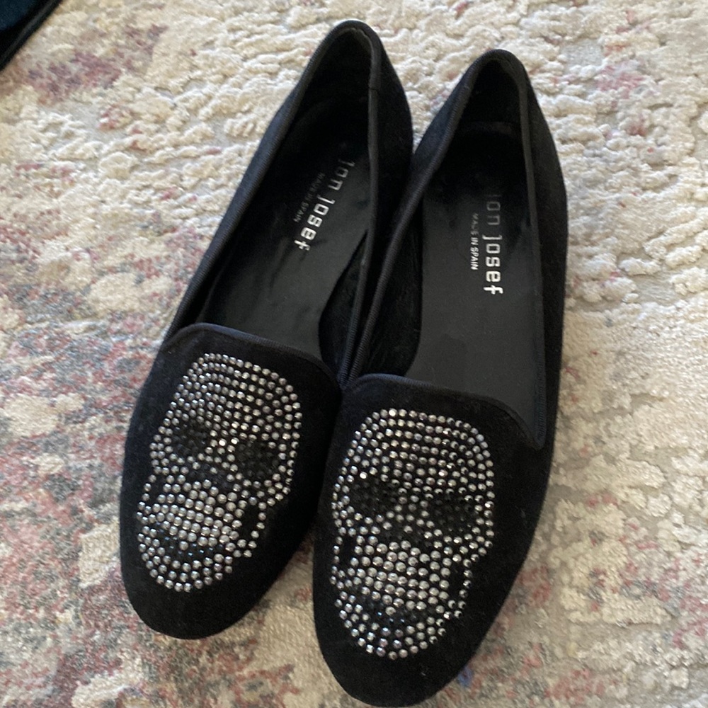 Jon Josef smoking loafer